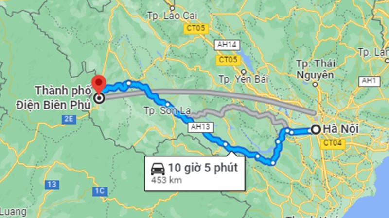 Tuyến đường bộ QL6 từ Hà Nội đến Điện Biên dài khoảng 453 km