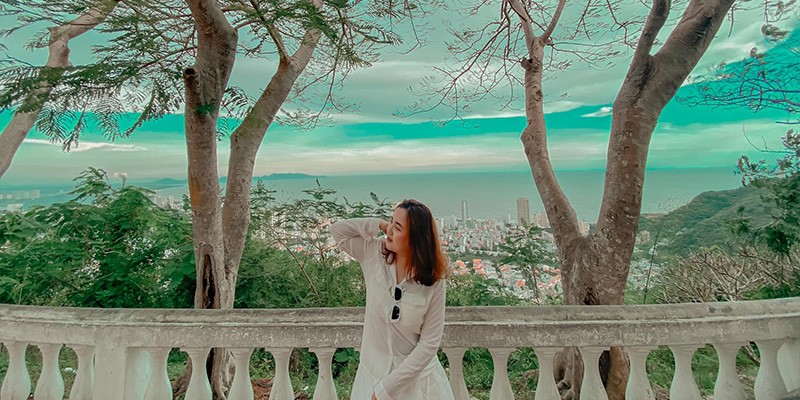 Toàn cảnh thành phố Vũng Tàu nhìn từ Ngọn Hải Đăng