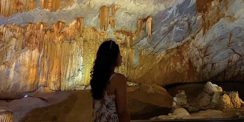 Thạch nhũ bên trong động Phong Nha Kẻ Bàng