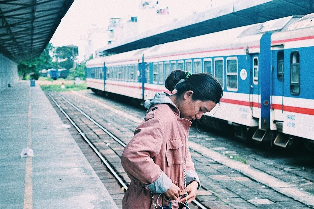 Tàu hỏa cũng là phương tiện được khá nhiều du khách lựa chọn