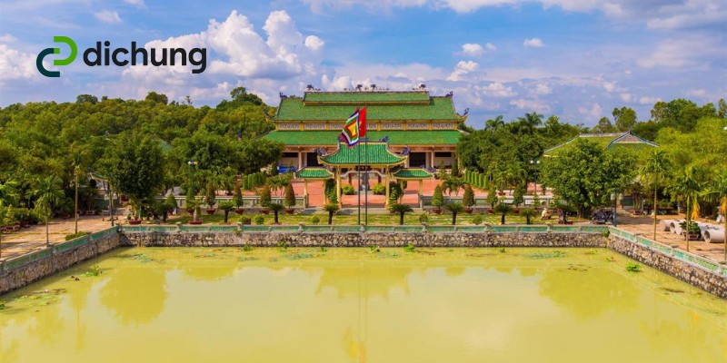 Cổng Văn miếu Trấn Biên uy nghiêm tại thành phố Biên Hòa