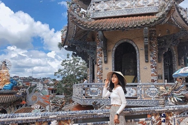 Chùa Linh Phước (Chùa Ve Chai) với kiến trúc độc đáo