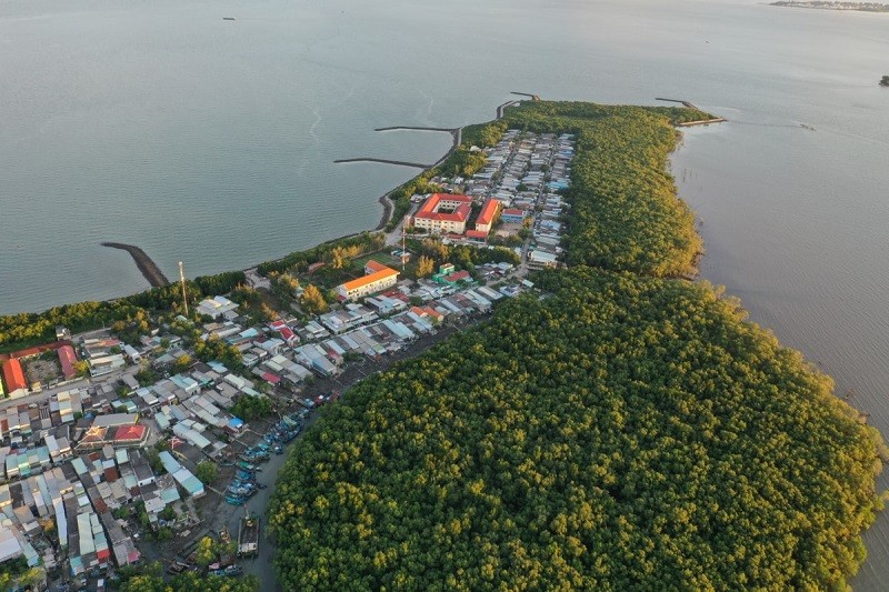 Bầu trời trong xanh và nắng đẹp, thời điểm lý tưởng để du lịch Cần Giờ