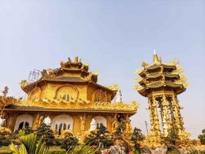 Chùa Phúc Lâm với kiến trúc rực rỡ được mệnh danh là chùa vàng Việt Nam