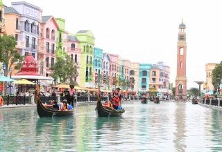 Du thuyền Gondola lãng mạn trên sông Venice tại Grand World