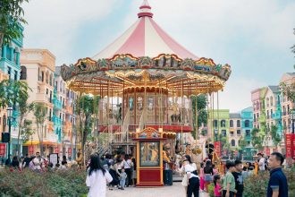 Vòng quay ngựa gỗ Carousel theo phong cách châu Âu