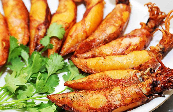 Mực trứng chiên