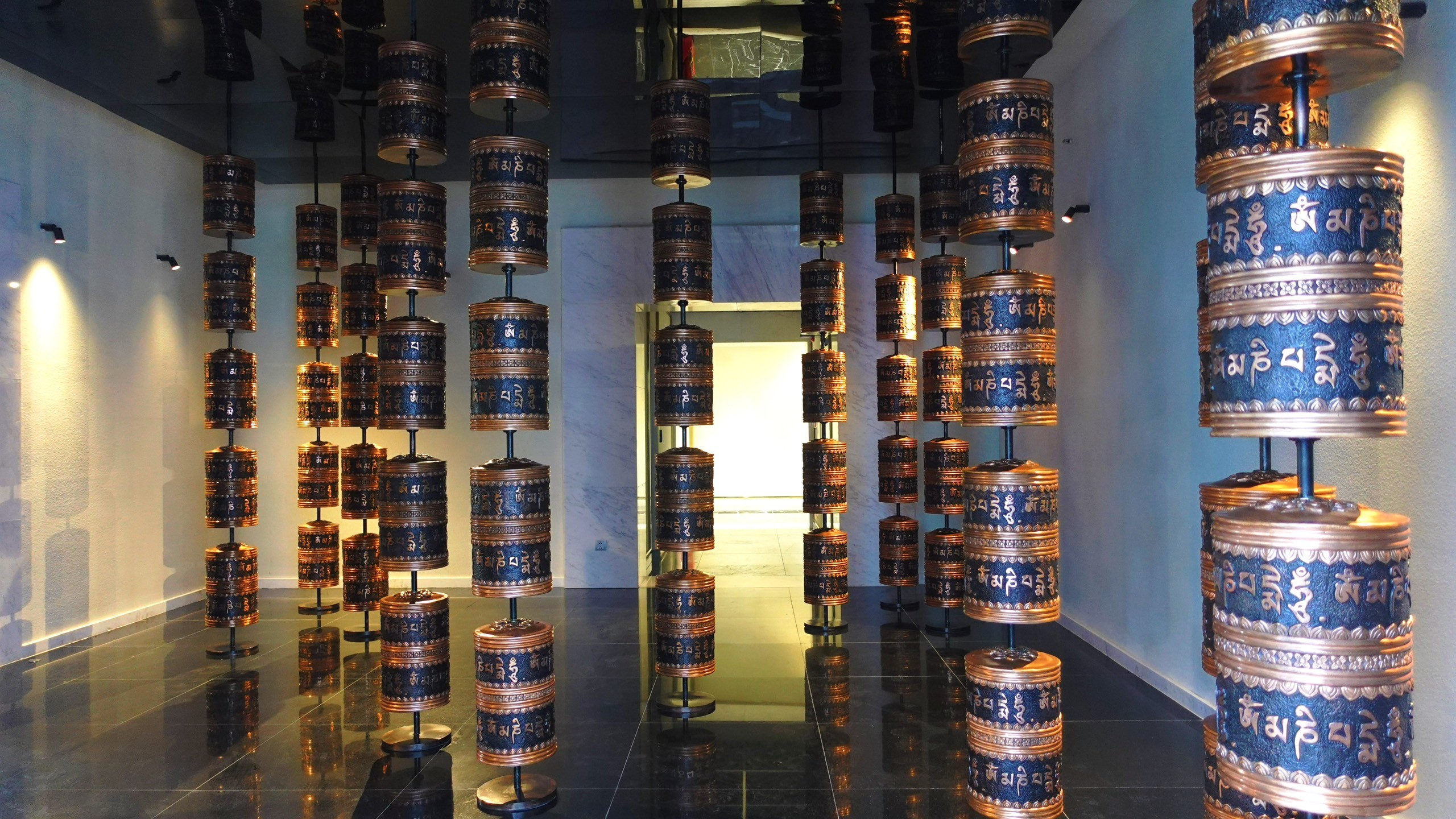 Chi tiết chạm khắc trên Trụ Kinh Luân