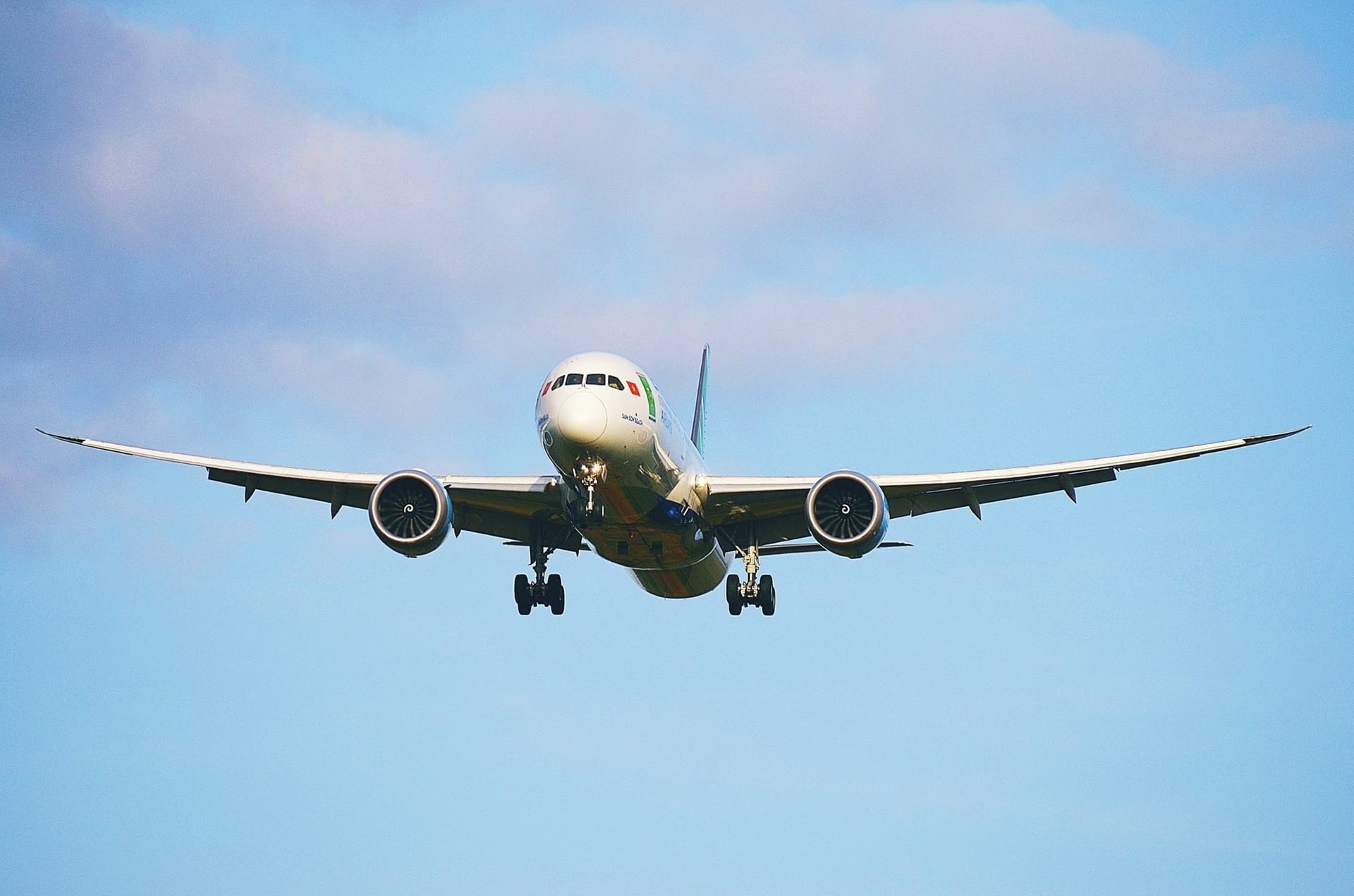 Có nhiều chuyến bay Hà Nội - Quảng Bình để bạn lựa chọn