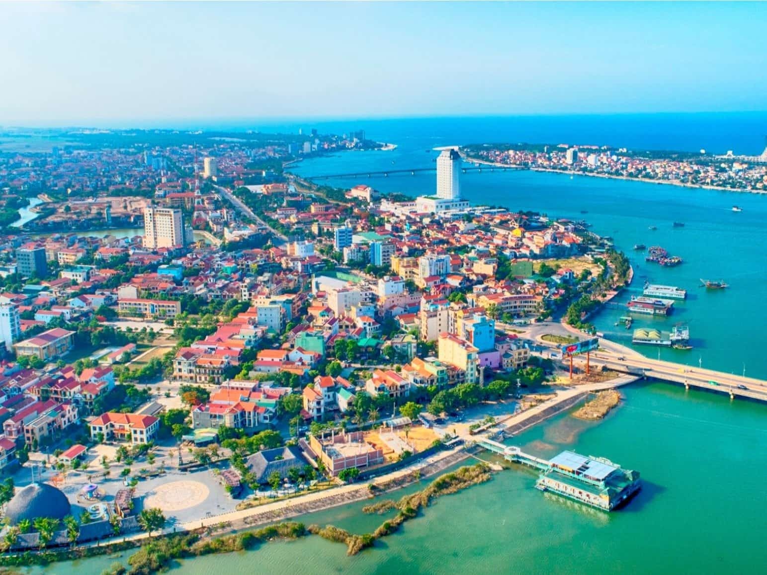 Toàn cảnh thành phố Đồng Hới