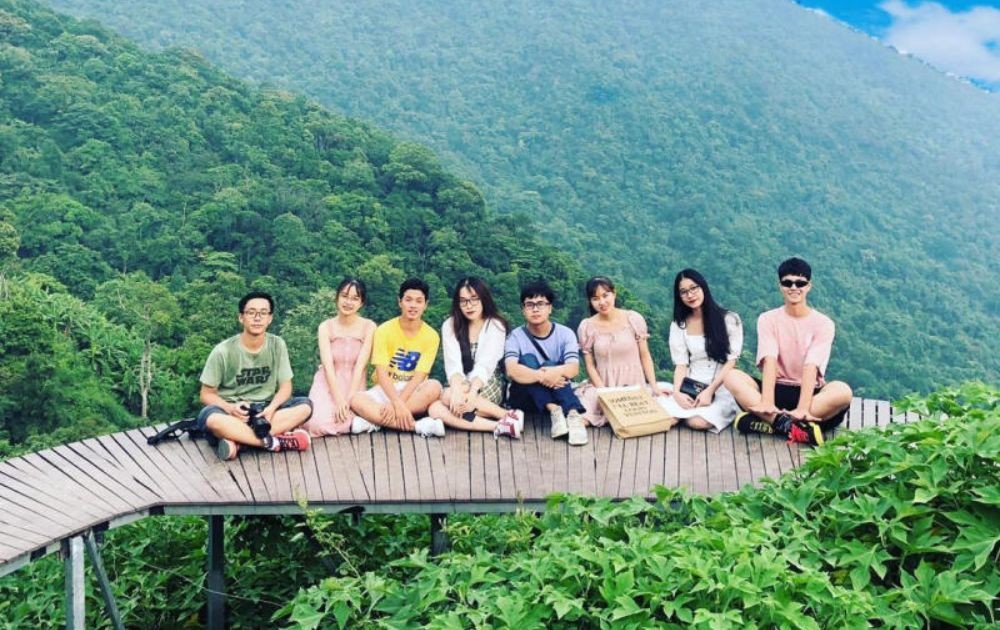 Nhiều du khách lựa chọn tour trọn gói để tiện lợi