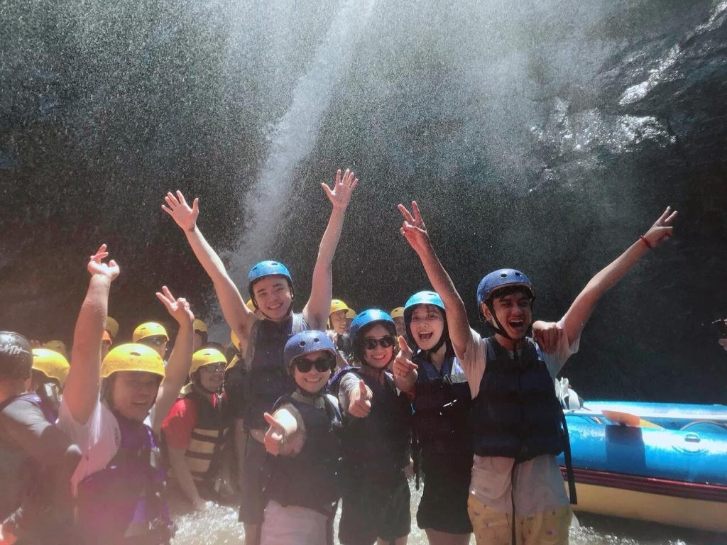 Lựa chọn phương tiện di chuyển đa dạng tại Bali.