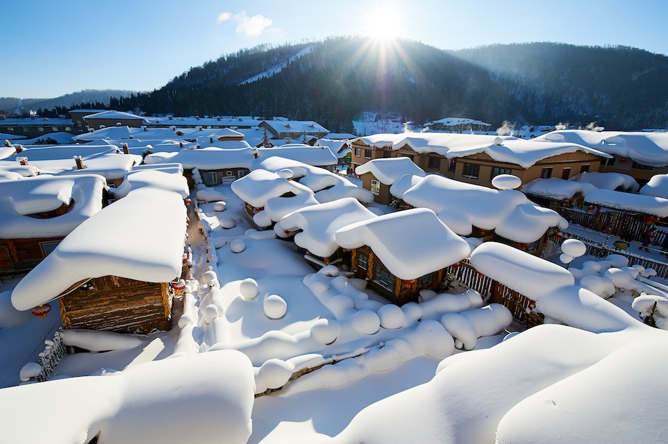 Khu nghỉ dưỡng trượt tuyết ở Trung Quốc.@Shutterstock