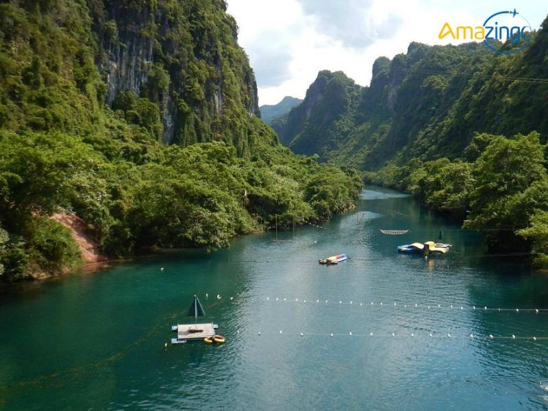 Khung cảnh thiên nhiên hùng vĩ của Quảng Bình