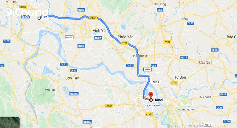 Cảnh sát phong tỏa và khám nghiệm khu vực phát hiện thi thể nạn nhân