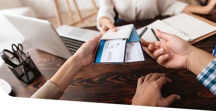 Quý khách có thể nhờ đơn vị dịch vụ xin visa du lịch Luxembourg uy tín, chuyên nghiệp