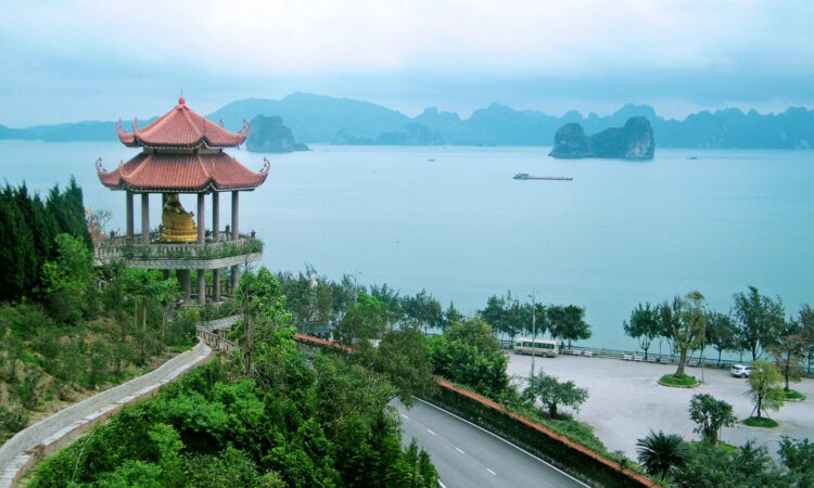 Địa điểm du lịch Quảng Ninh