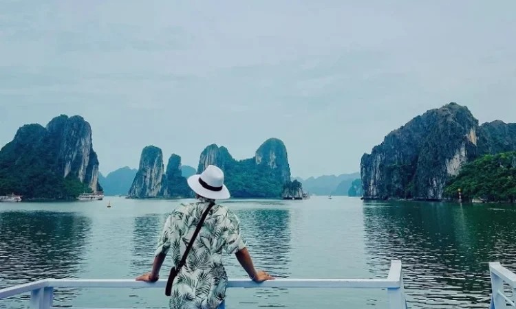 Nên đi du lịch Quảng Ninh vào mùa nào