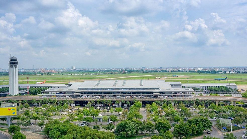 Sân bay Tân Sơn Nhất - TP Hồ Chí Minh