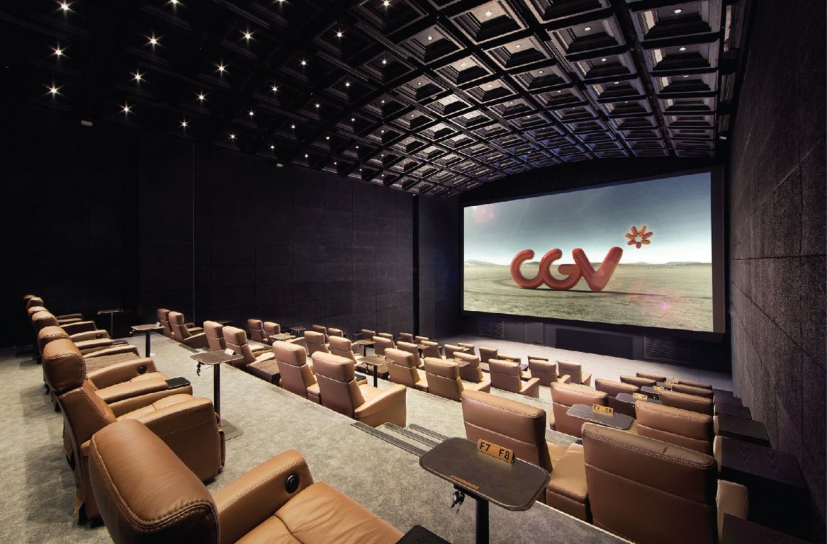 Hệ thống rạp chiếu phim CGV hiện đại tại Times City.