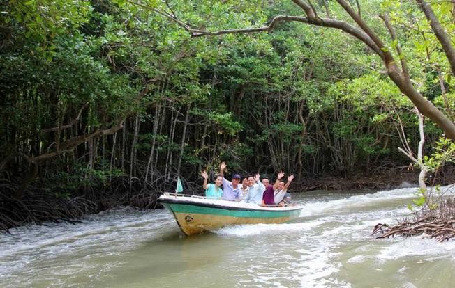 Đừng quên ghé thăm căn cứ Minh Đạm Vũng Tàu