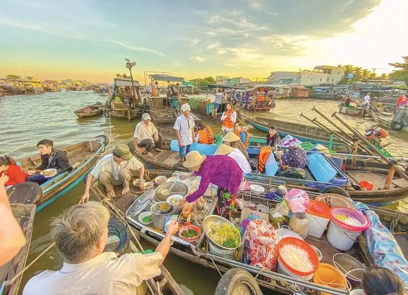 Chợ nổi Cái Răng - Cần Thơ