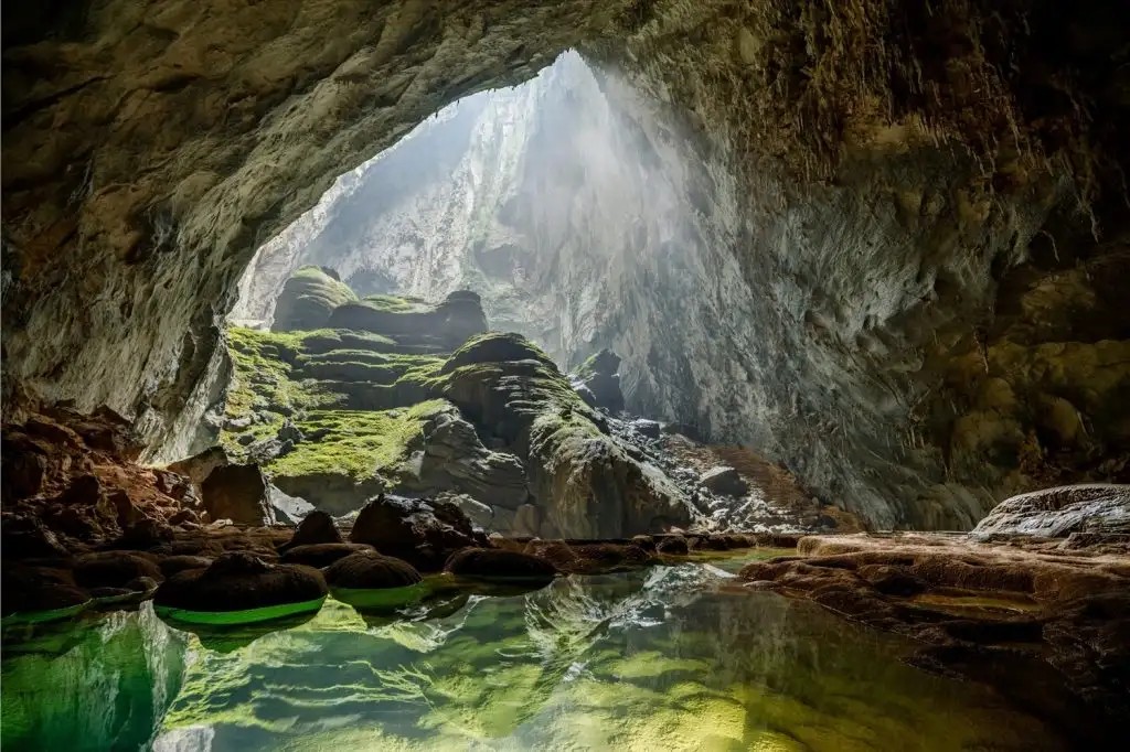 Hang Sơn Đoòng - Quảng Bình