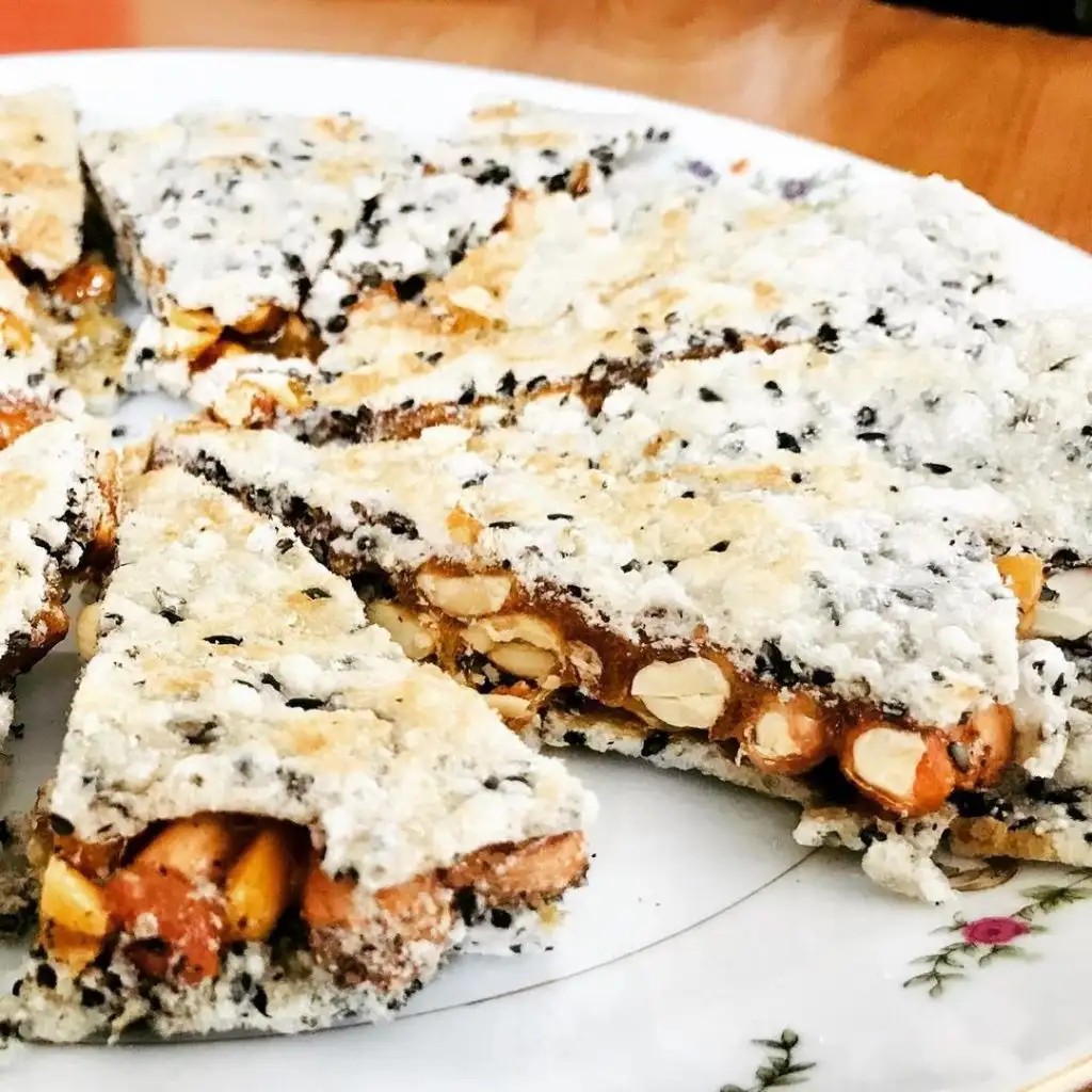 Kẹo cu đơ Hà Tĩnh - món quà vặt hấp dẫn