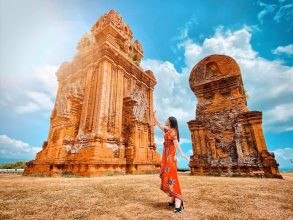 Check-in những tấm hình cực chất cùng tháp Bánh Ít