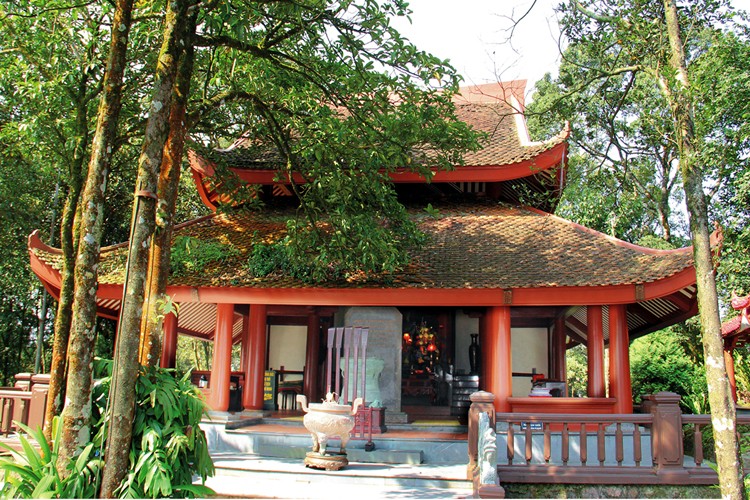 Đền Thờ Bác Hồ tại Ba Vì