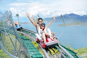 VinWonders Nha Trang với nhiều trò chơi hấp dẫn