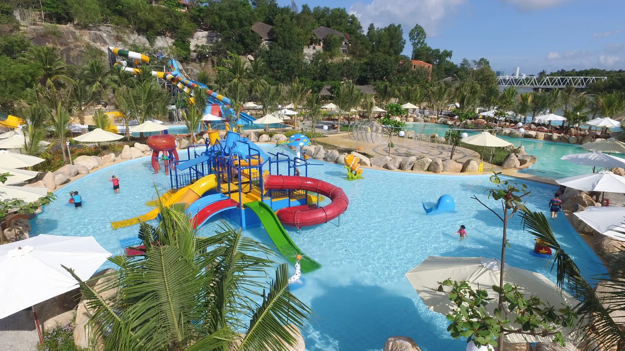 Trải nghiệm vui chơi tại công viên nước khoáng I-Resort Nha Trang