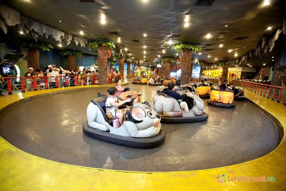 Trẻ em vui đùa tại khu vui chơi Kidzone Nha Trang Center