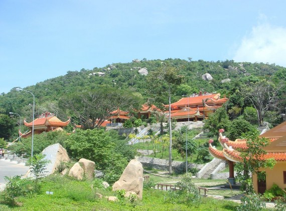 Căn cứ Cách Mạng trên núi Minh Đạm