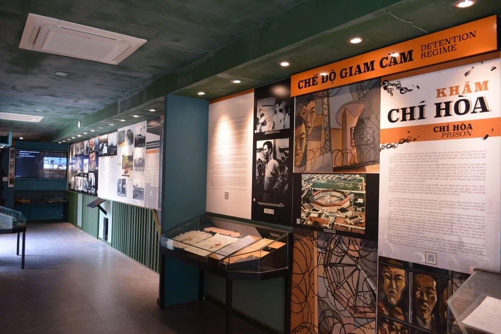 Bối cảnh nhà tù trong chiến tranh.
